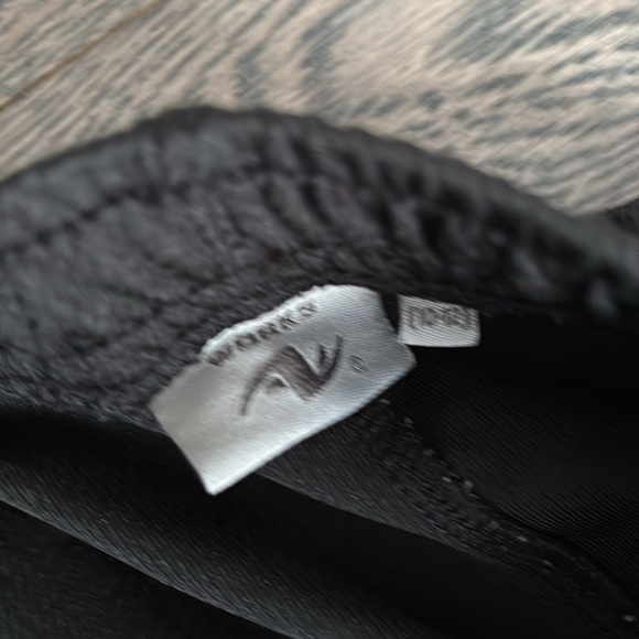 Kids Black Athletic Shorts - Picture 8 of 9